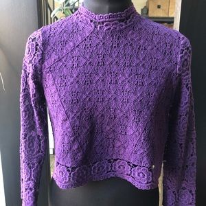 💁🏼‍♀️ Purple lace long sleeve crop 🙆🏼‍♀️